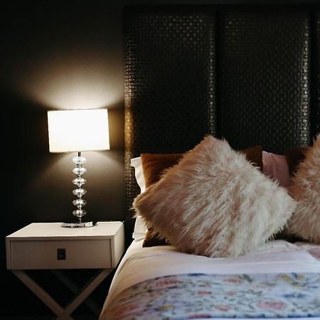 The Hedge Guesthouse Куруман Екстериор снимка