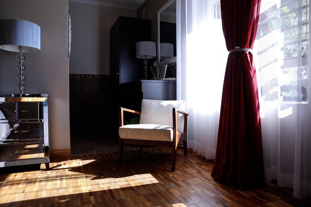 The Hedge Guesthouse Куруман Екстериор снимка