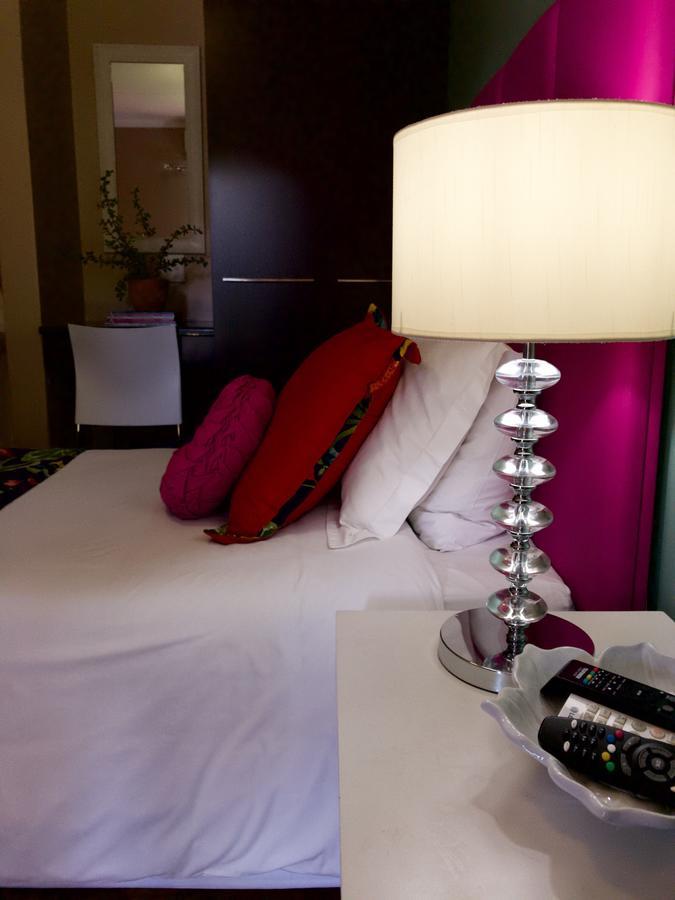 The Hedge Guesthouse Куруман Екстериор снимка